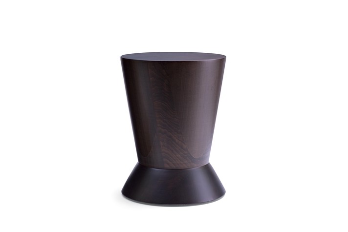 Vasenförmiger Couchtisch aus massivem Tulipierholz