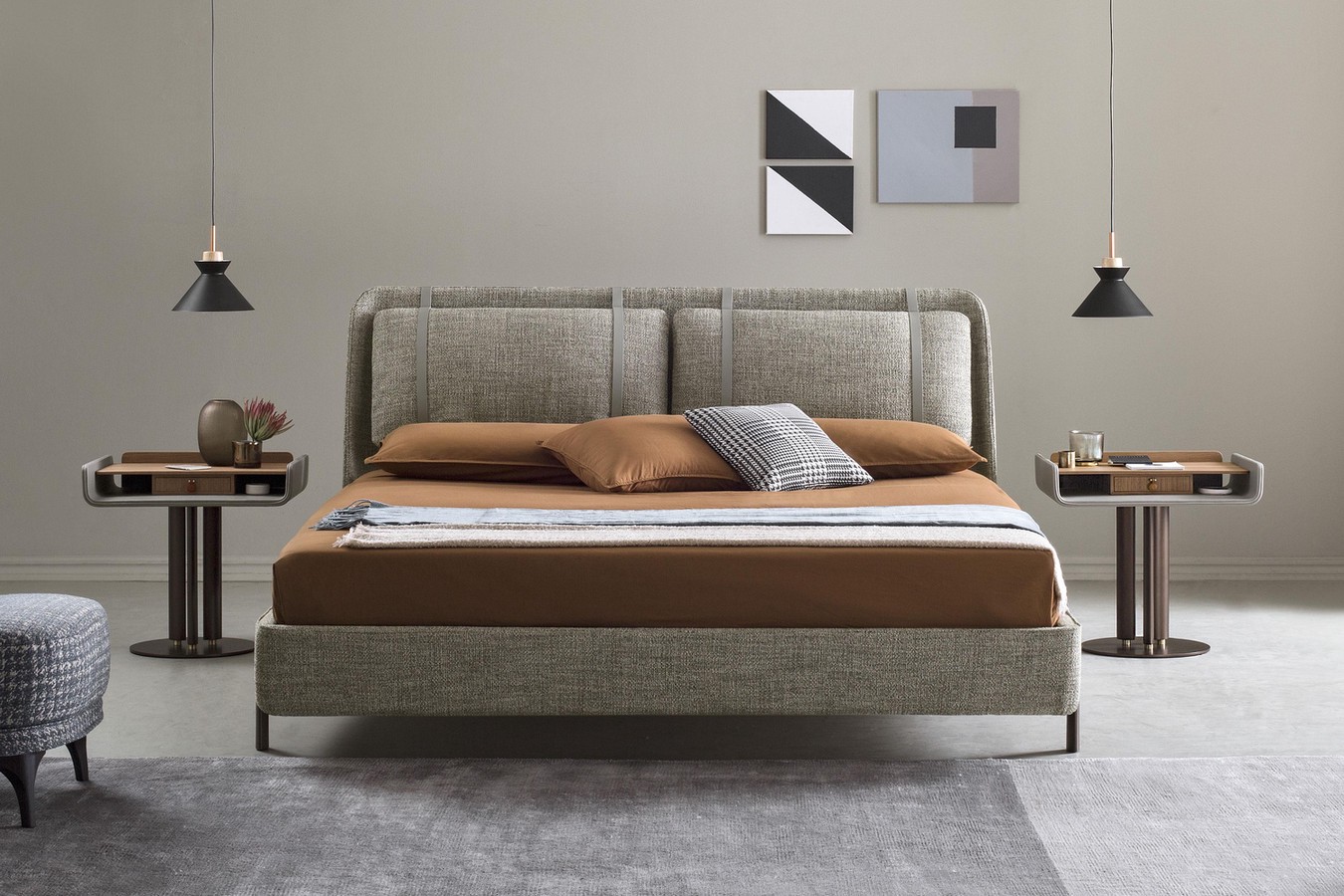 Nara, originales Doppelbett mit verstellbaren Kopfteilkissen