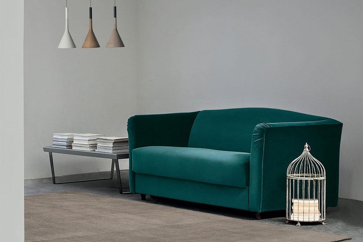 Vom Art-Déco-Stil inspiriertes Schlafsofa, das sich auch perfekt für ein modernes Wohnzimmer eignet