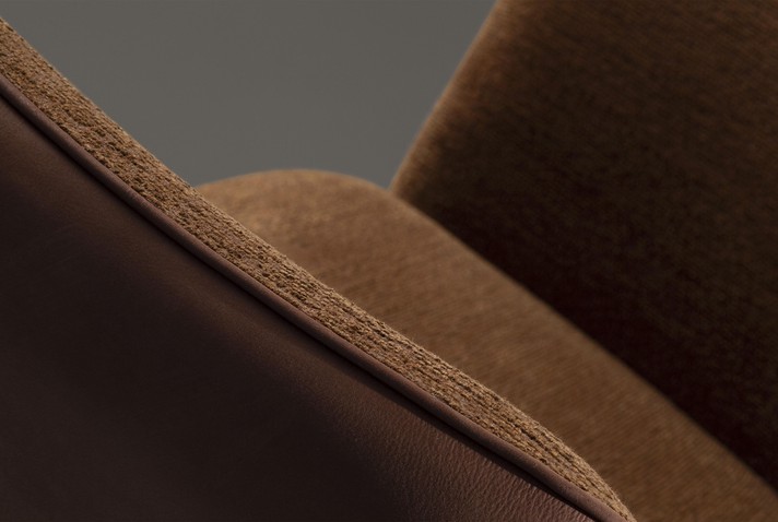 Detail der Zierkordel (Keder) an der Armlehne