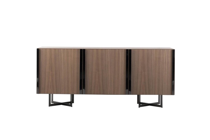 Profile, Sideboard mit 3 Türen in Canaletto-Nussbaum-Ausführung