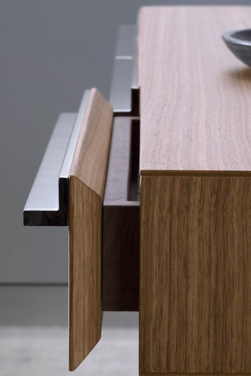 Prized details: the 45° beveled drawer