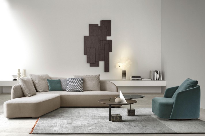 Cubetto coffee table combined with Sound sofa