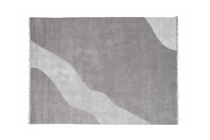 Short pile wool and viscose rug in grey
