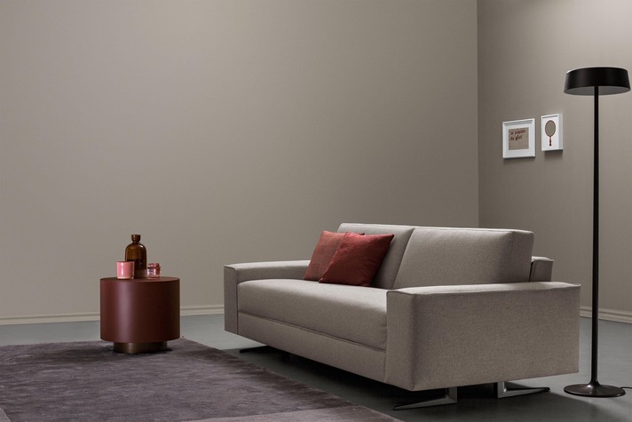 Dilbar sofa bed with L-shaped feet 