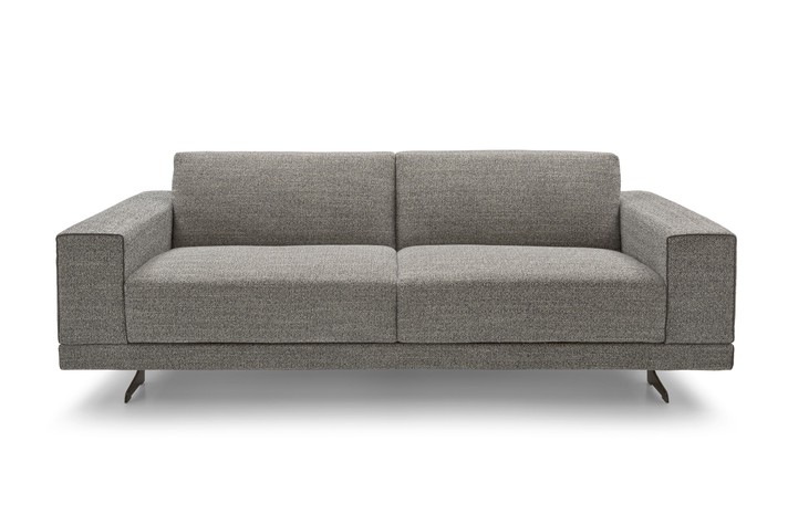 Sleeper sofa with maxi armrests (width 23 cm)