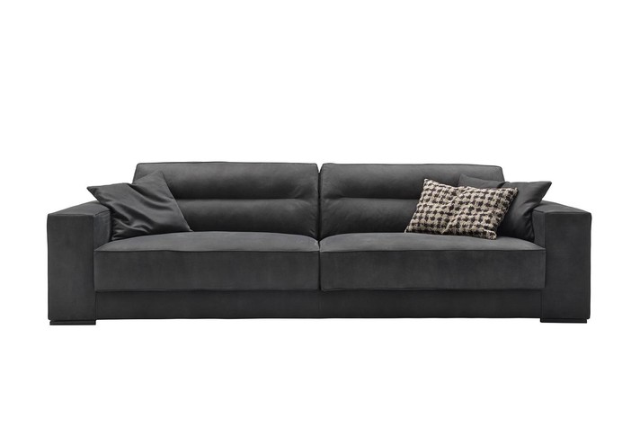 Elegant 3-seater in nubuck leather