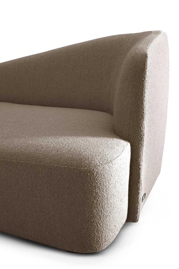 Detail of the backrest and arm