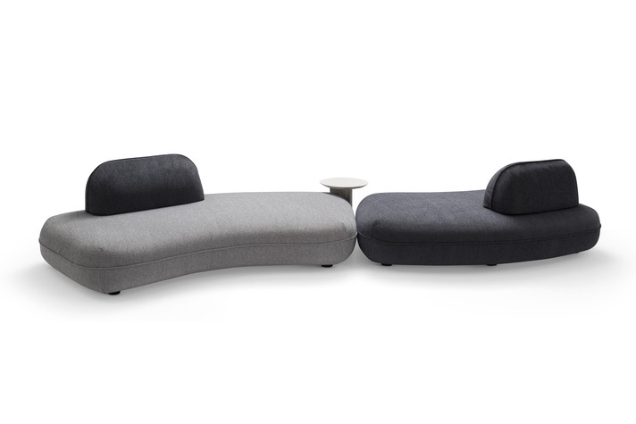 Composition example: linear settee with double-sided seats and two-tone upholstery