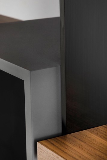 Detail of Manganese lacquered metal uprights