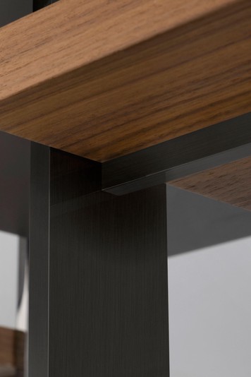 Detail of the Canaletto Walnut shelf