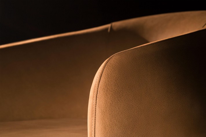 Detail of the stitching on the curved edges of the armrests