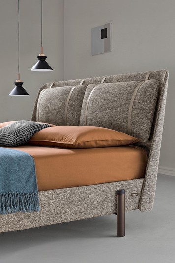 Detail of the cushioned headboard