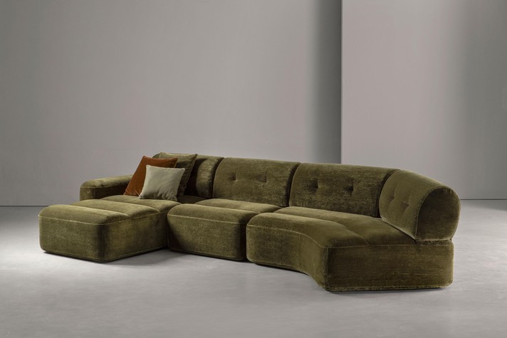 Canapé Elvis avec dossier matelassé et assise à effet ondulé aux contours arrondis