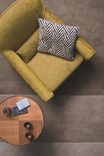 Tapis moderne dégradé dans un salon moderne