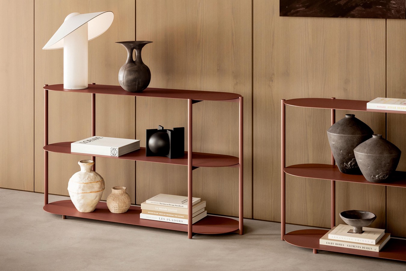 Libreria freestanding in metallo tubolare Alma
