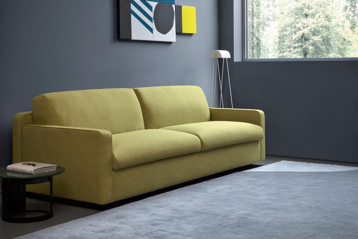 Divano letto salvaspazio, ideale per salotti piccoli o monolocali
