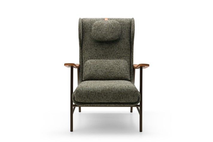 Poltrona comoda con schienale alto dal design moderno Margot