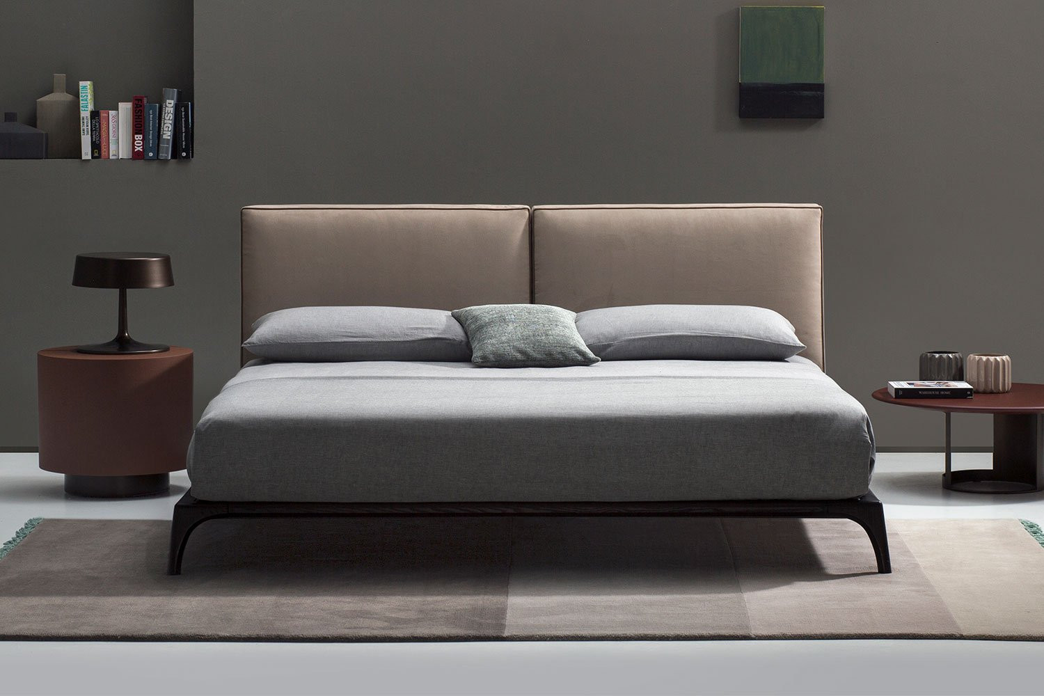 Double bed with thin wooden frame Milano, ideal for elegant and refined bedrooms
