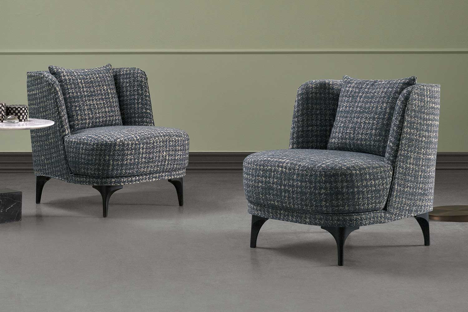 Luna, petit fauteuil de salon en style crapaud moderne, design Michele Mantovani