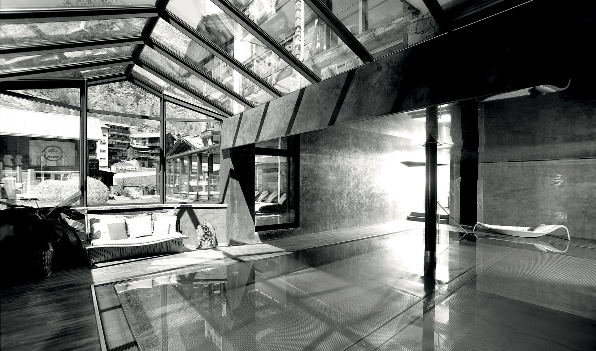 View of the outside of the Firefly Hotel