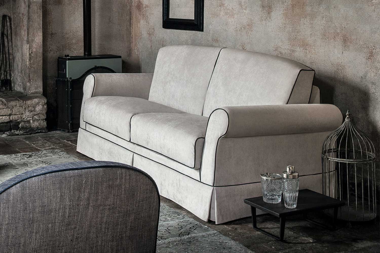 Traditional 2-3 seater scroll arm sofa bed Prince