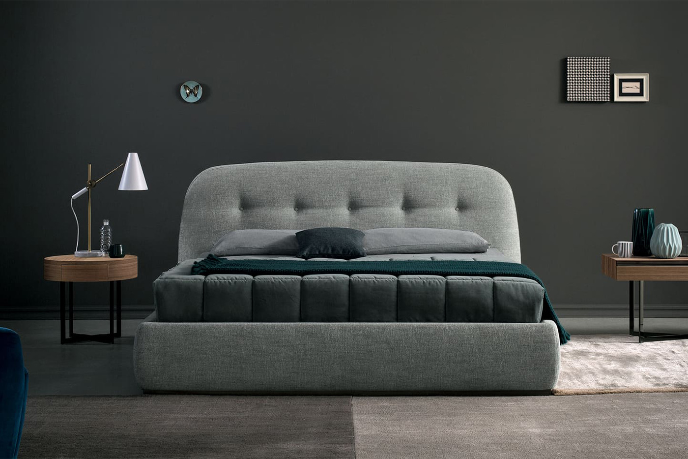 Upholstered king size bed Sophie