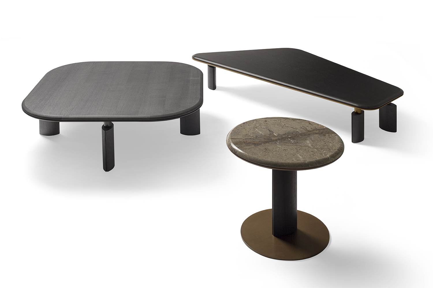 Collezione tavolini bassi in marmo o legno con gambe ovali Sound