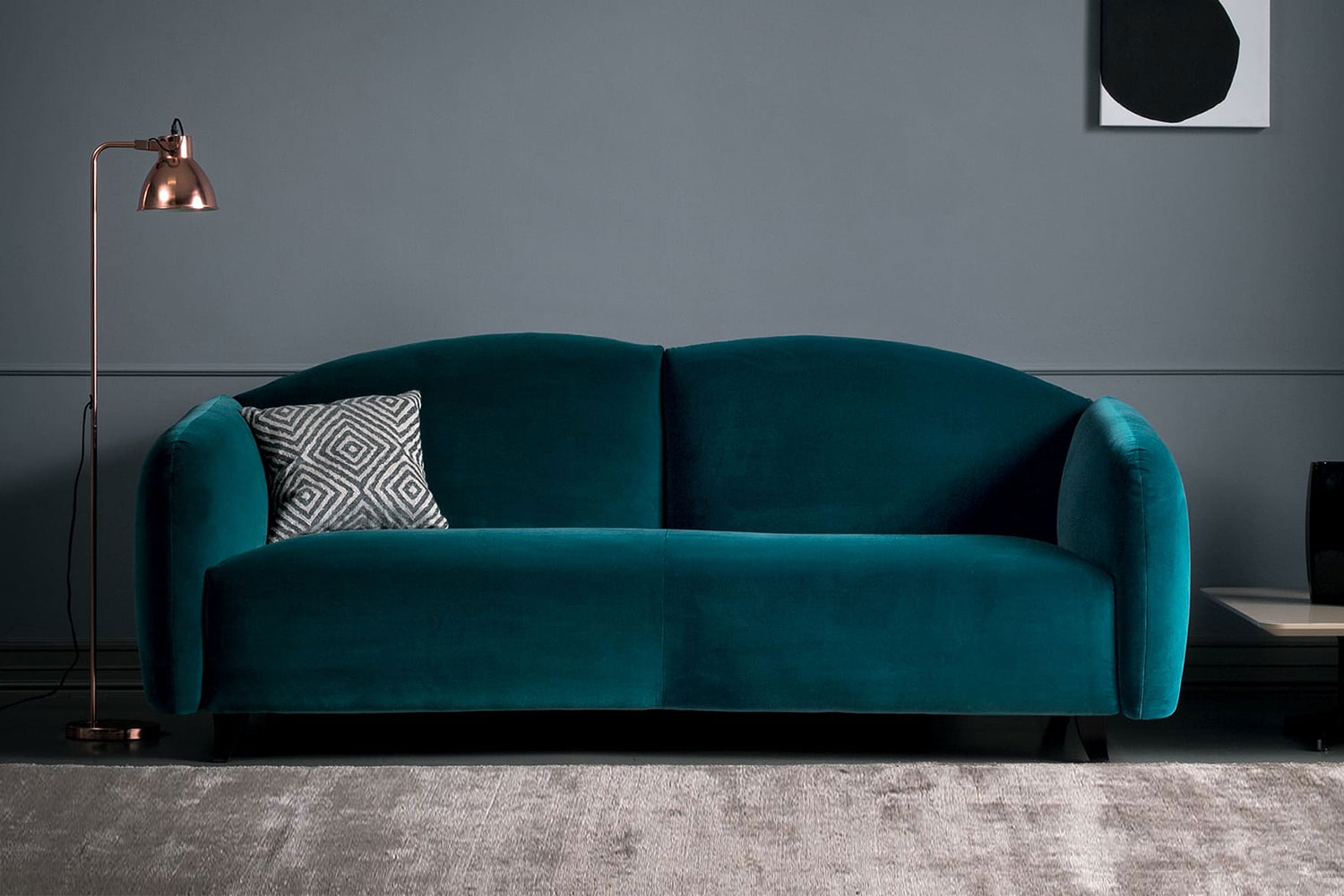 Tailored retro 2/3-seater velvet sofa Valentino